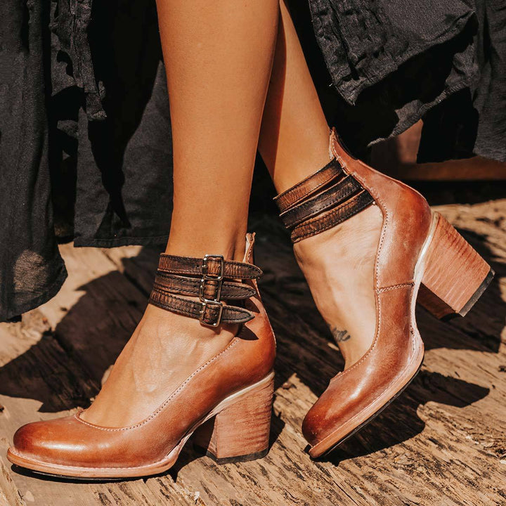 Ever - Women’s Round Toe Heels