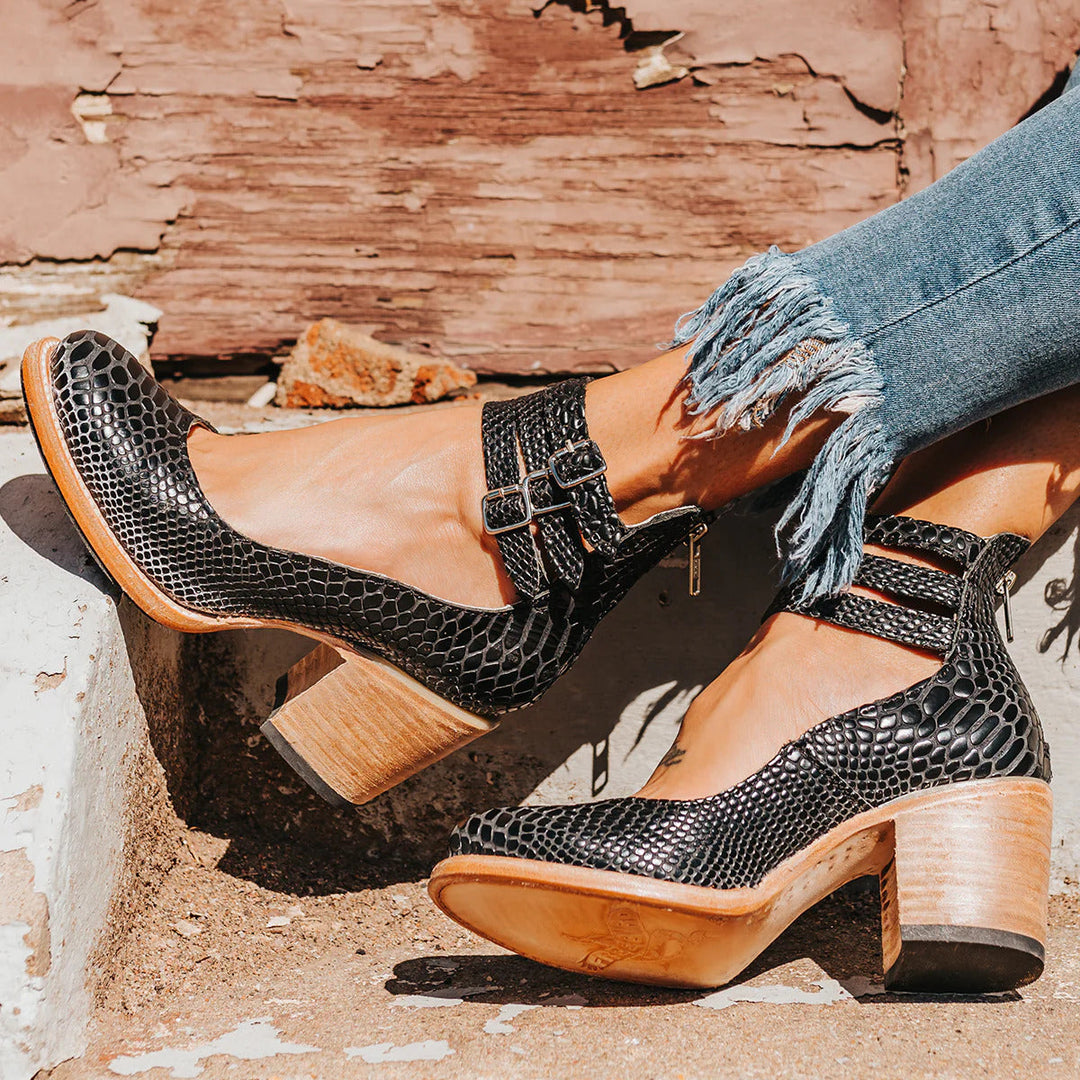 Ever - Women’s Round Toe Heels