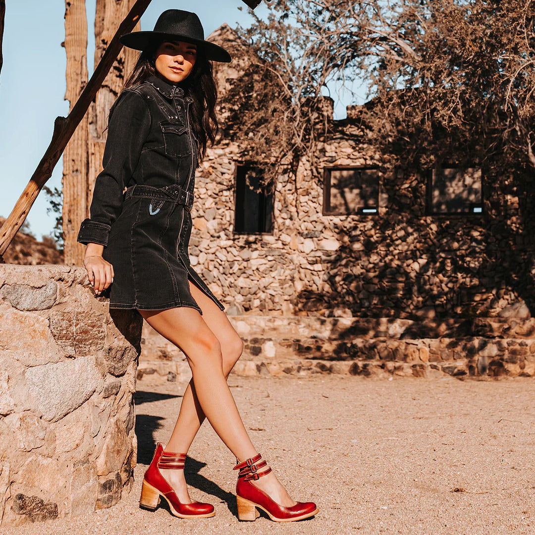 Ever - Women’s Round Toe Heels